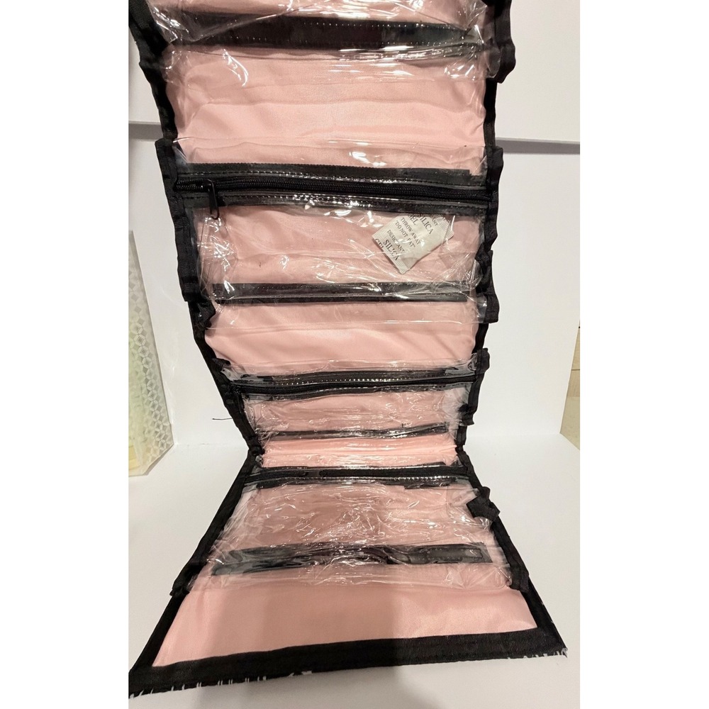 Mary Kay MAKEUP BAG Travel Roll-Up AMOUR AMOR LOVE Hanger Plastic Pockets NEW! - Picture 4 of 6